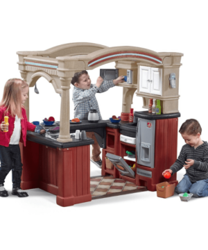 Step2 – Grand Walk-In Kitchen